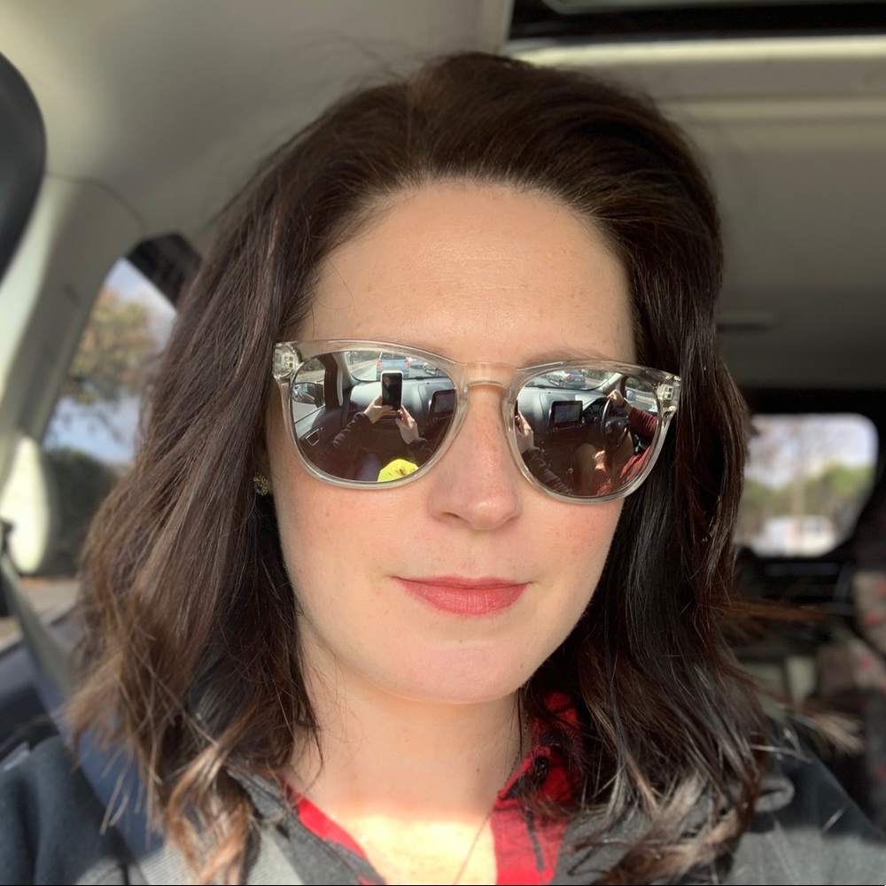Meet your Posher, Deanna